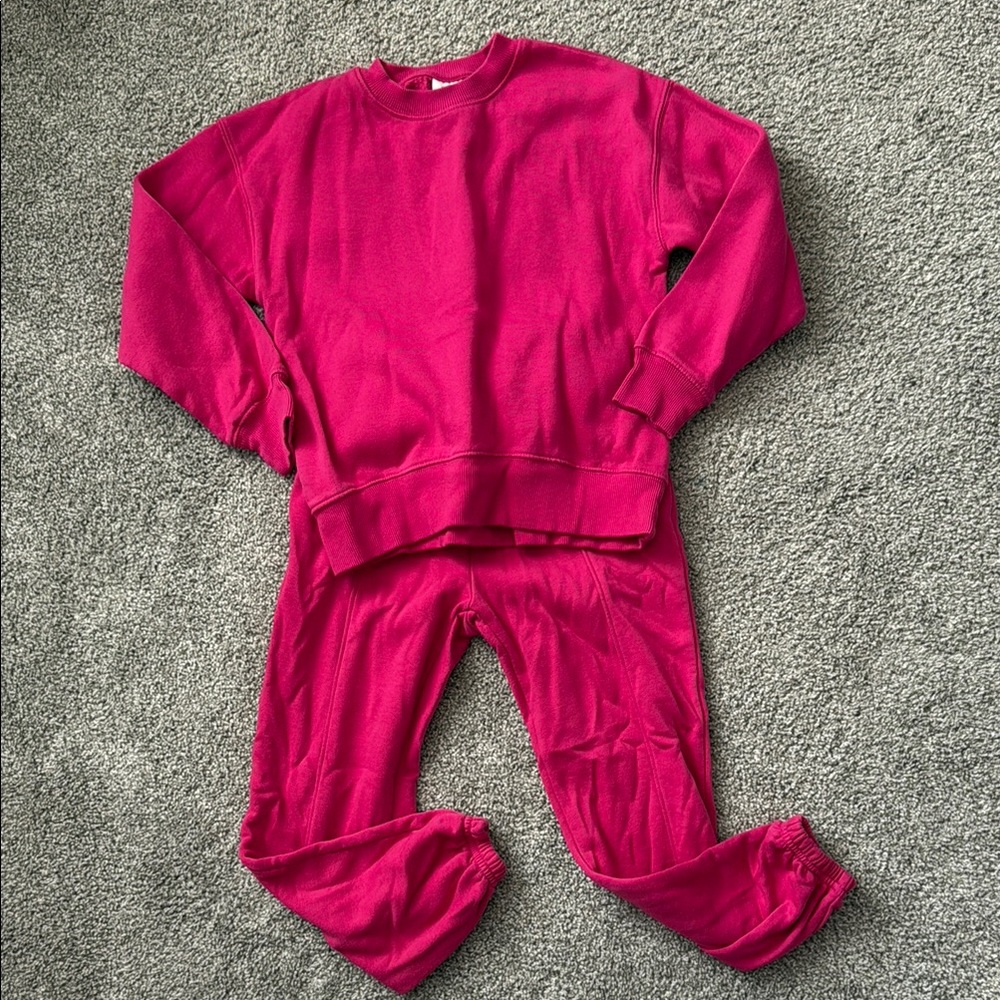 Vibrant Pink Sweatshirt and Joggers Set